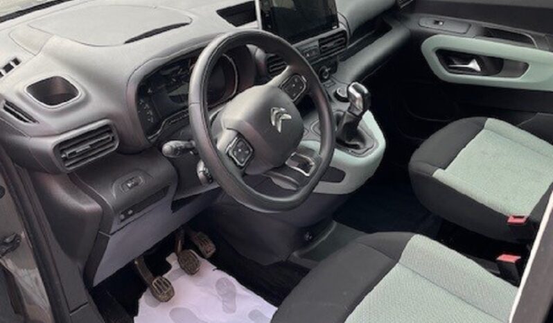 CITROEN BERLINGO Familiale 1.5 Blue HDI 100 FEEL  TAILLE M complet